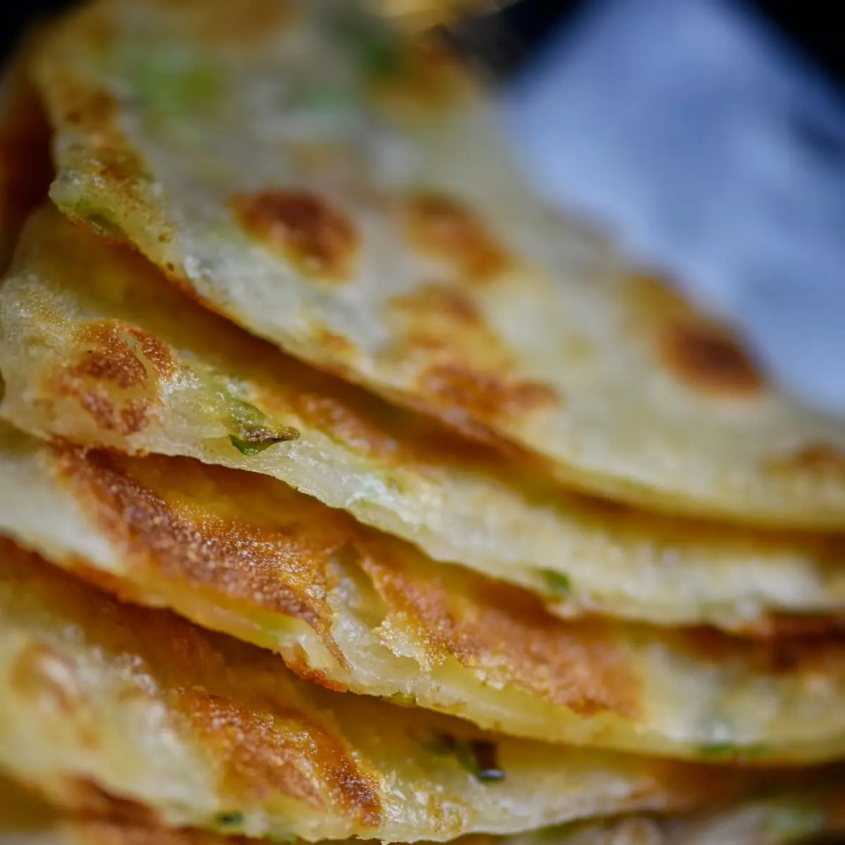 pan fried scallion pancakes 葱油饼